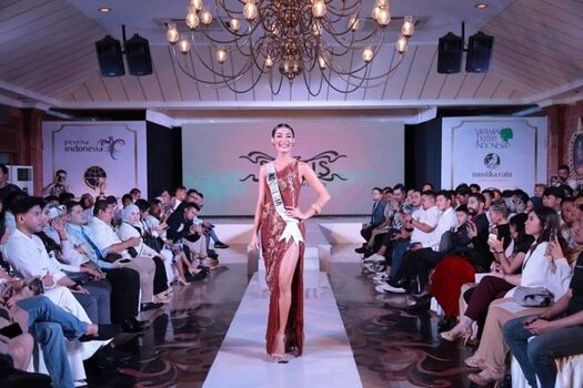 Frederika Alexis Cull