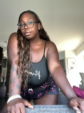 freebigtits6999