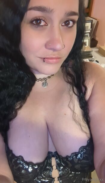 freyanyx