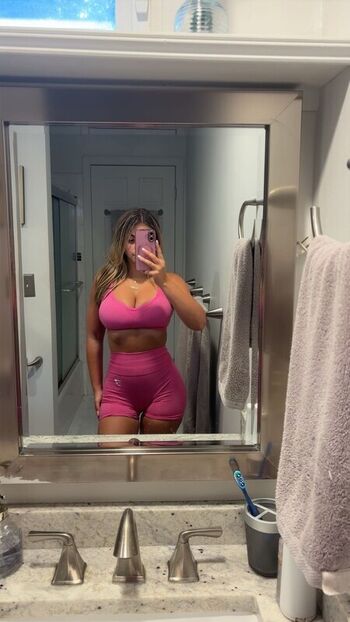 gaby_zola