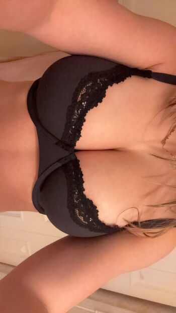 gaby_zola