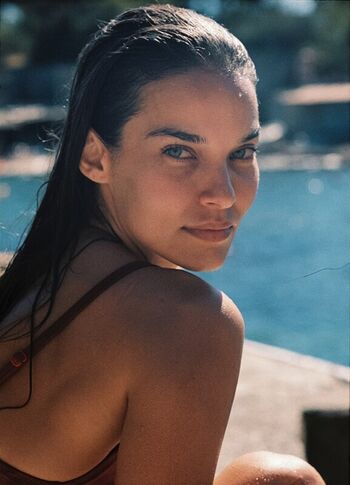 Gara Arias