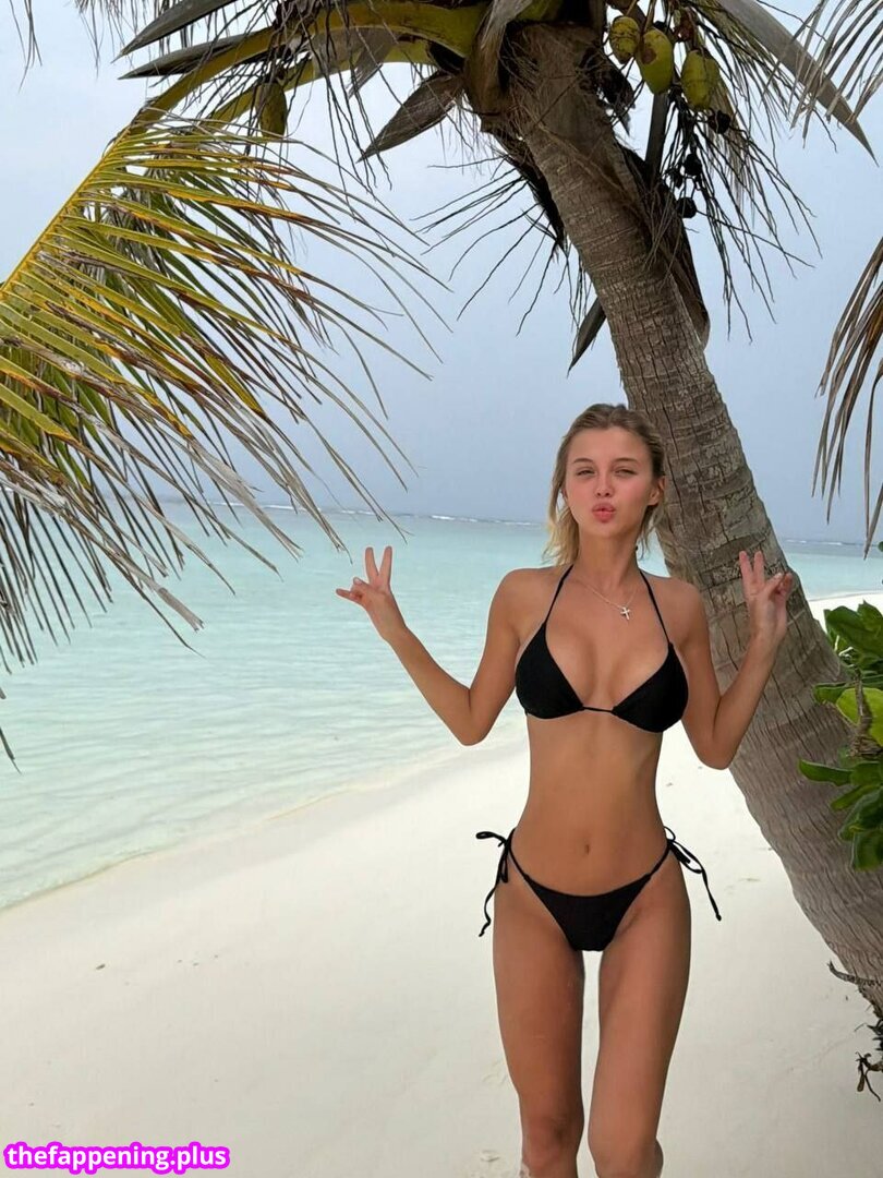 Elizaveta Stefanovna / Genlistef / jenandfreddie Fotografie OnlyFans Dezbrăcată #31