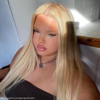 Georgina London