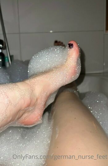 german_nurse_feet