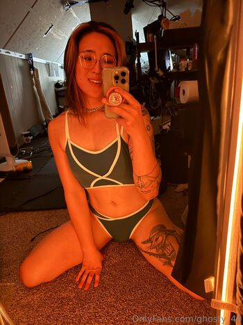 Ghosty_40