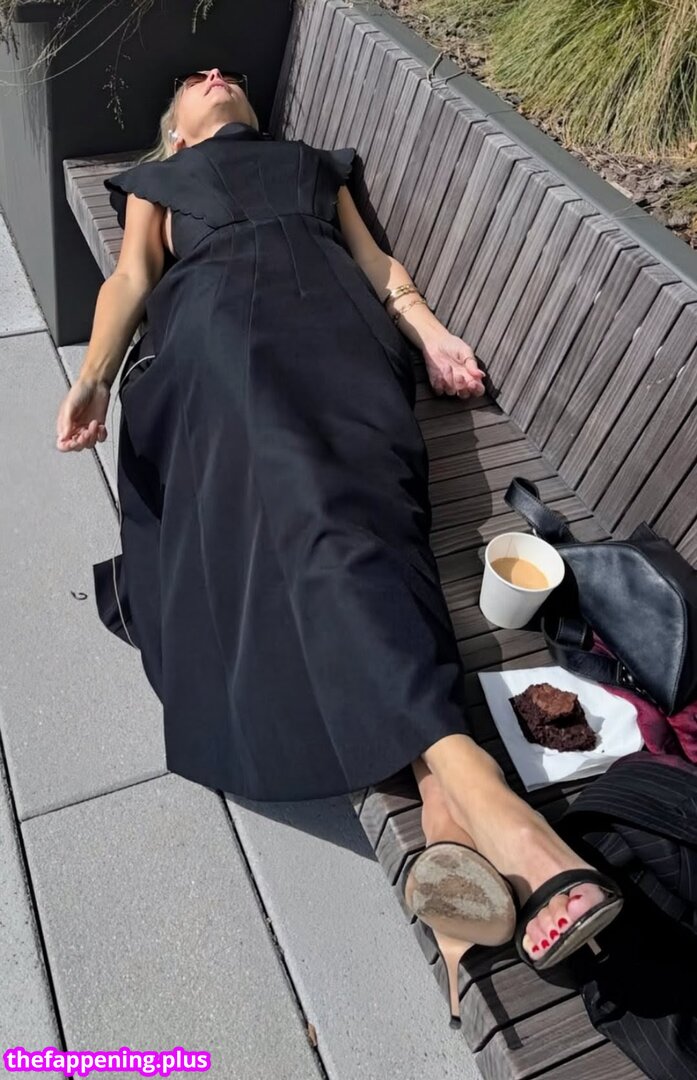 Gillian Anderson