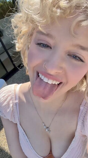 Gina Lynn/.Gina.Lynn