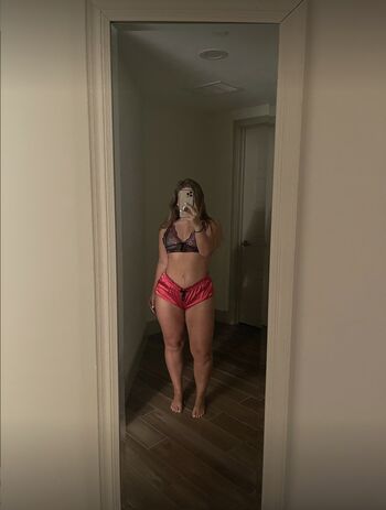 Girlongrill