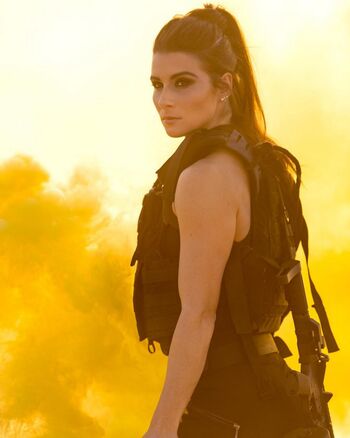 Girls With Guns