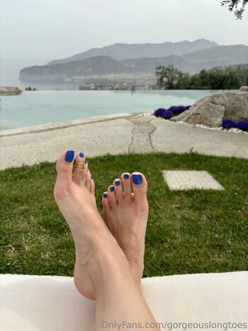 Gorgeouslongtoes