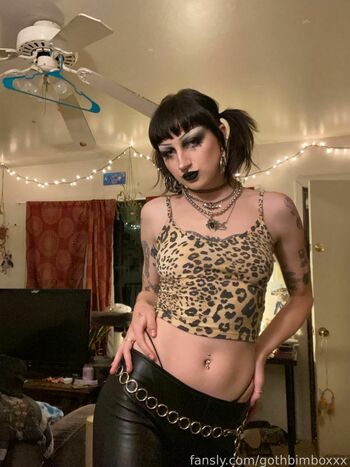 gothbimboxxx