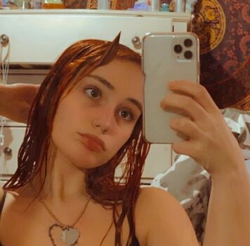 Gothicbratgf