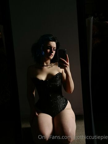 gothiccutiepie