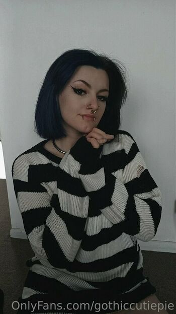 gothiccutiepie