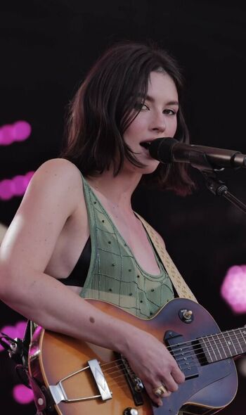 Gracie Abrams