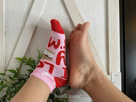 Haidi Feet Asmr