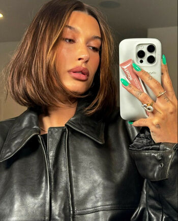 Hailey Baldwin Bieber