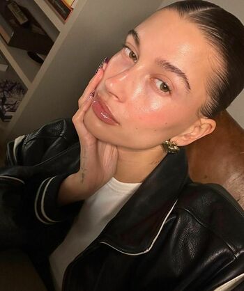 Hailey Baldwin Bieber
