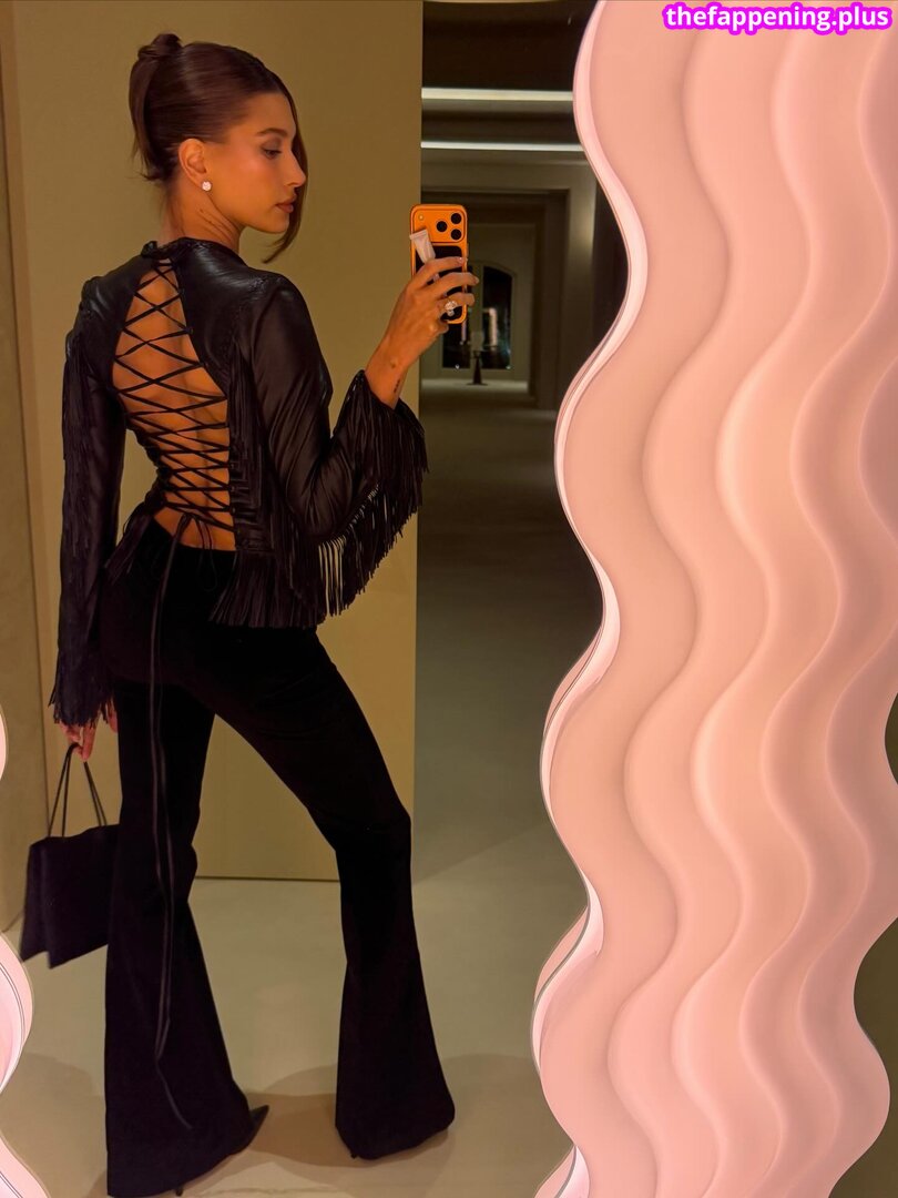 Hailey Baldwin Bieber