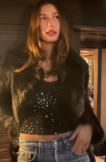 Hailey Baldwin Bieber