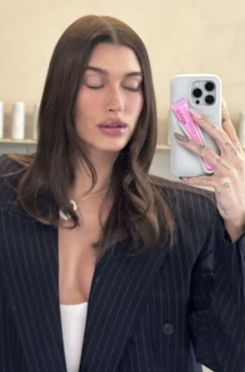 Hailey Baldwin