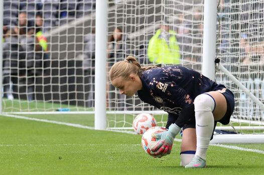 Hannah Hampton