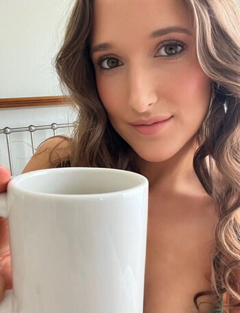 Hannah Straight