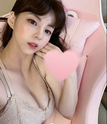 Hanny2727 로즈쨈