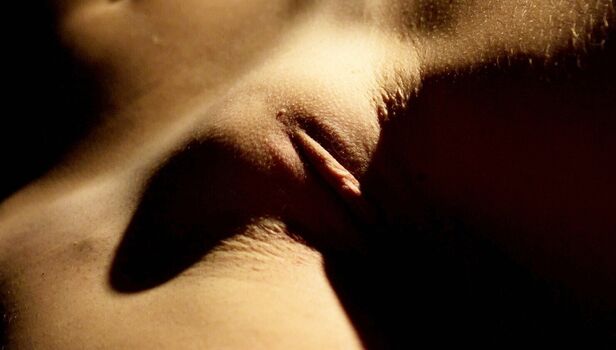 Haritini Taktikou - pole dancer