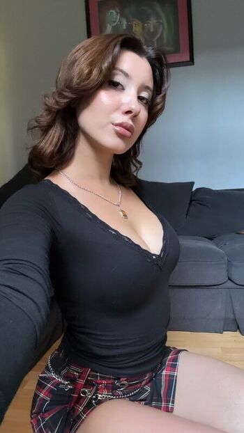 Hayal Akyuz