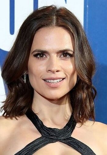 hayleyatwell