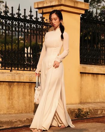 Helen Ngo