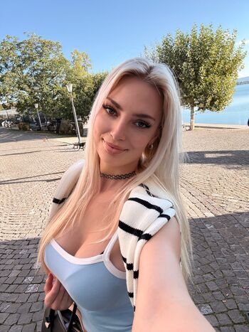 helenakingsoul
