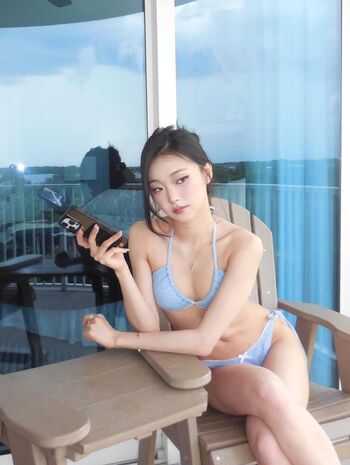 Hena Yang