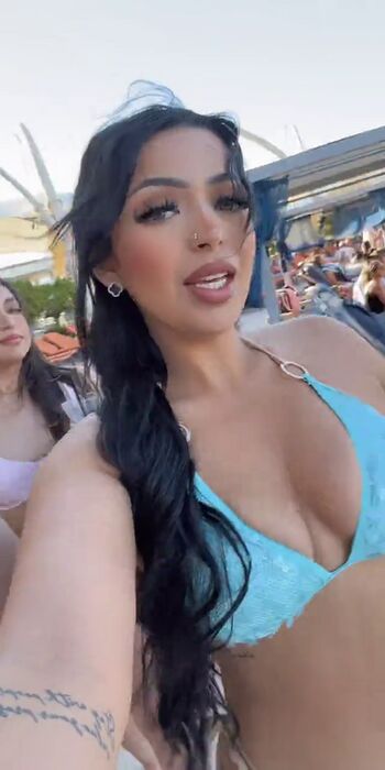 hermosa.kari
