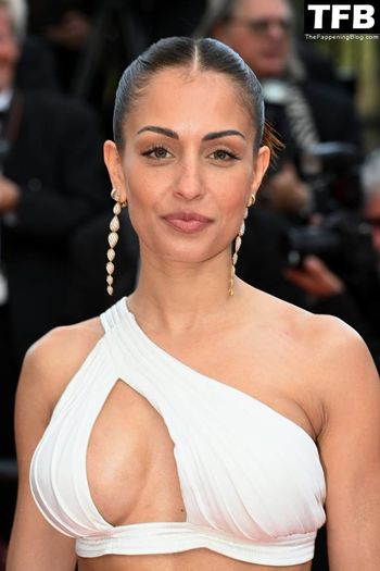 Hiba Abouk