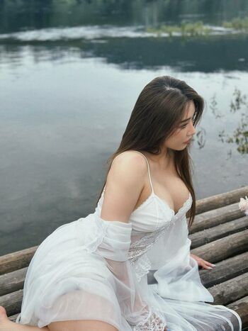 Hitomi Songyuxin