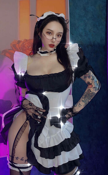 Hitomi Songyuxin