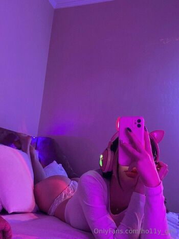 ho11y_girl