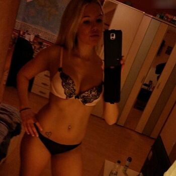 Hollaura