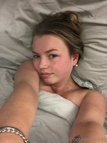 holliesworldd