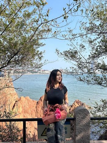 holly_shu_