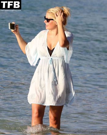 Holly Willoughby