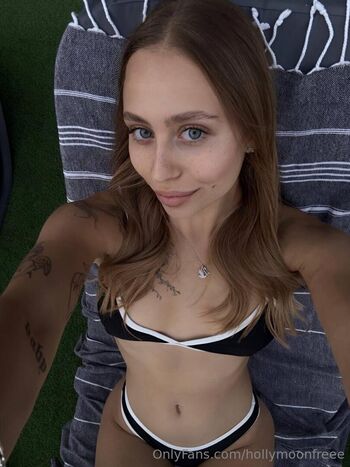 hollymoonfreee