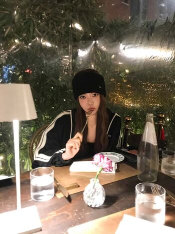 Hong Eunchae 홍은채