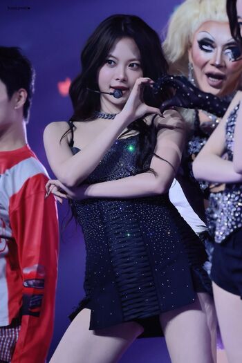 Hong Eunchae 홍은채 | LESSERAFIM