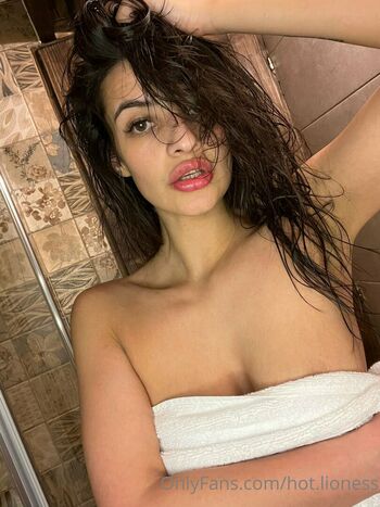 hot.lioness