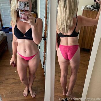 hot_mom_adventurebrit3