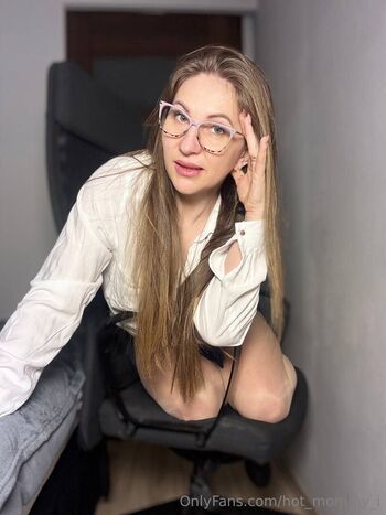 hot_mommy_i